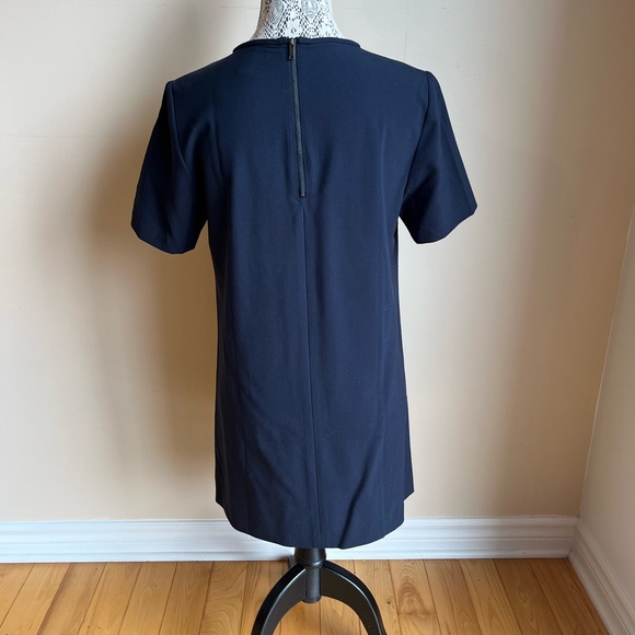 Forever 21 navy dress with pockets - Picture 2 of 4